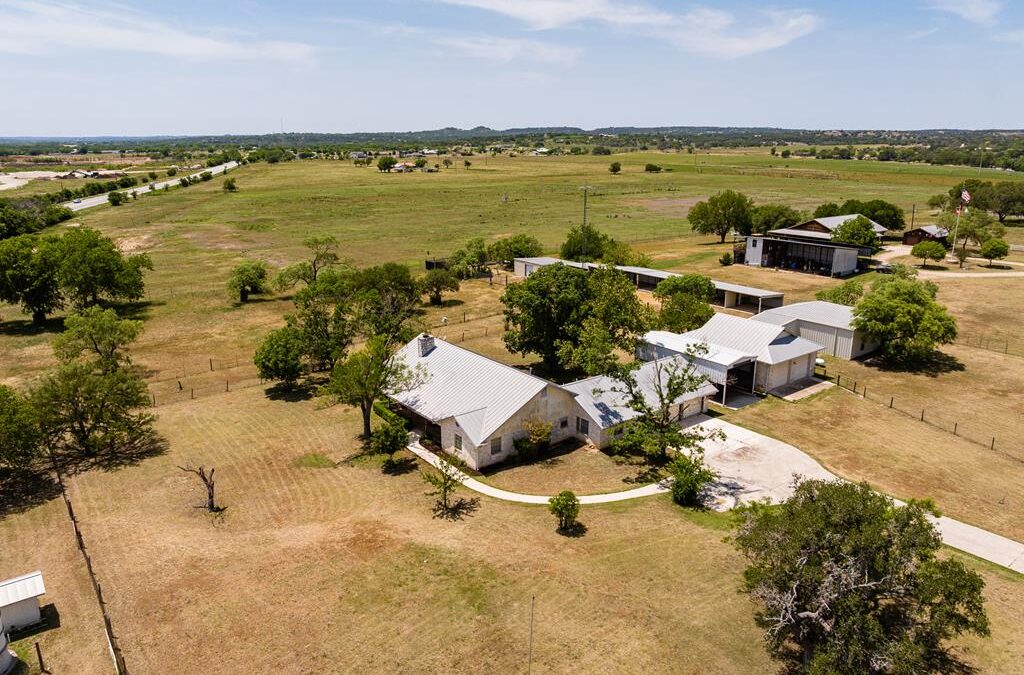 Farm & Ranch Property